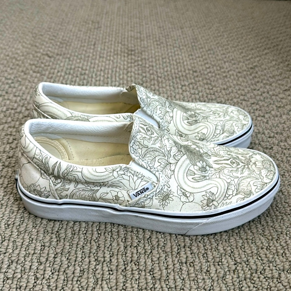 Gently used Vans, size 7.5